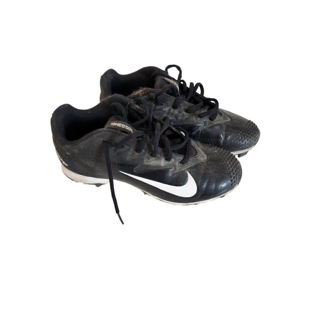 Nike Youth Cleats size 4.5 in Black
